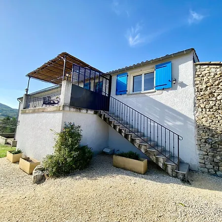 Du Soulier 6p, 3ch, Piscine Holiday home