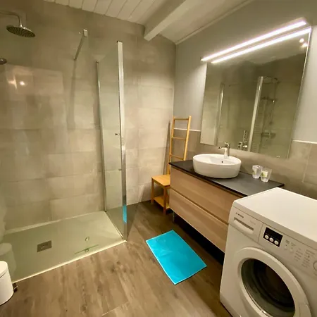 Du Soulier 6p, 3ch, Piscine Holiday home *